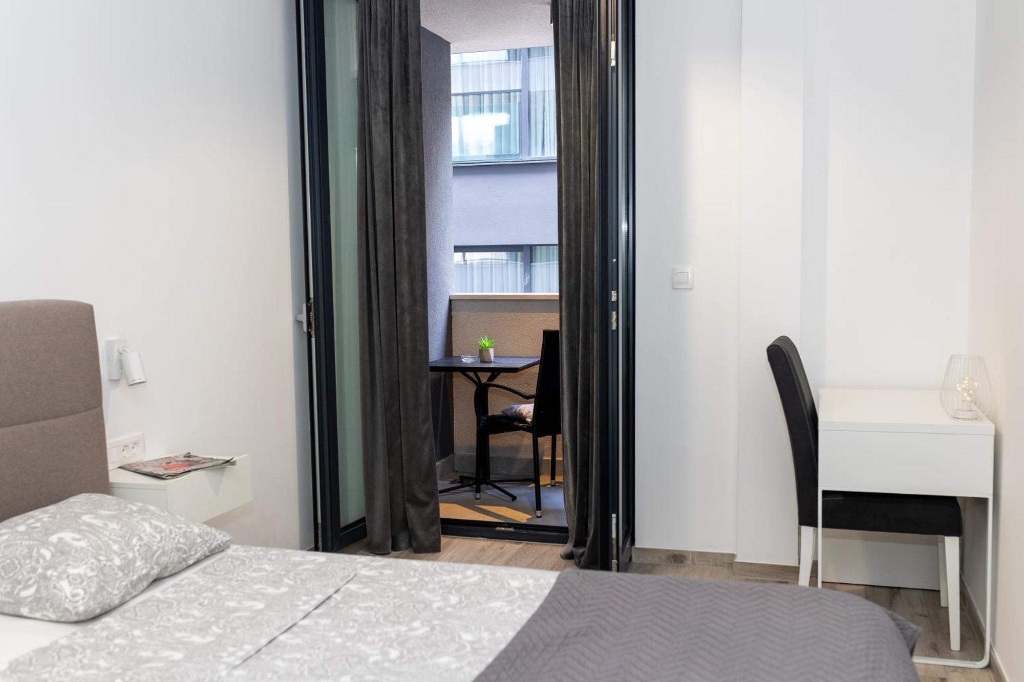 Apartment Ro-Ma City Center ดูบรอฟนิก ภายนอก รูปภาพ